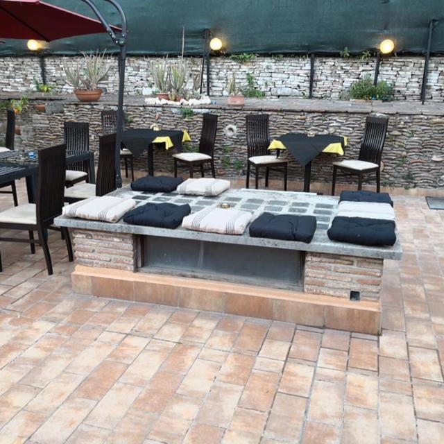 La Terrazza Al Monte Dei Cocci Frühstückspension *